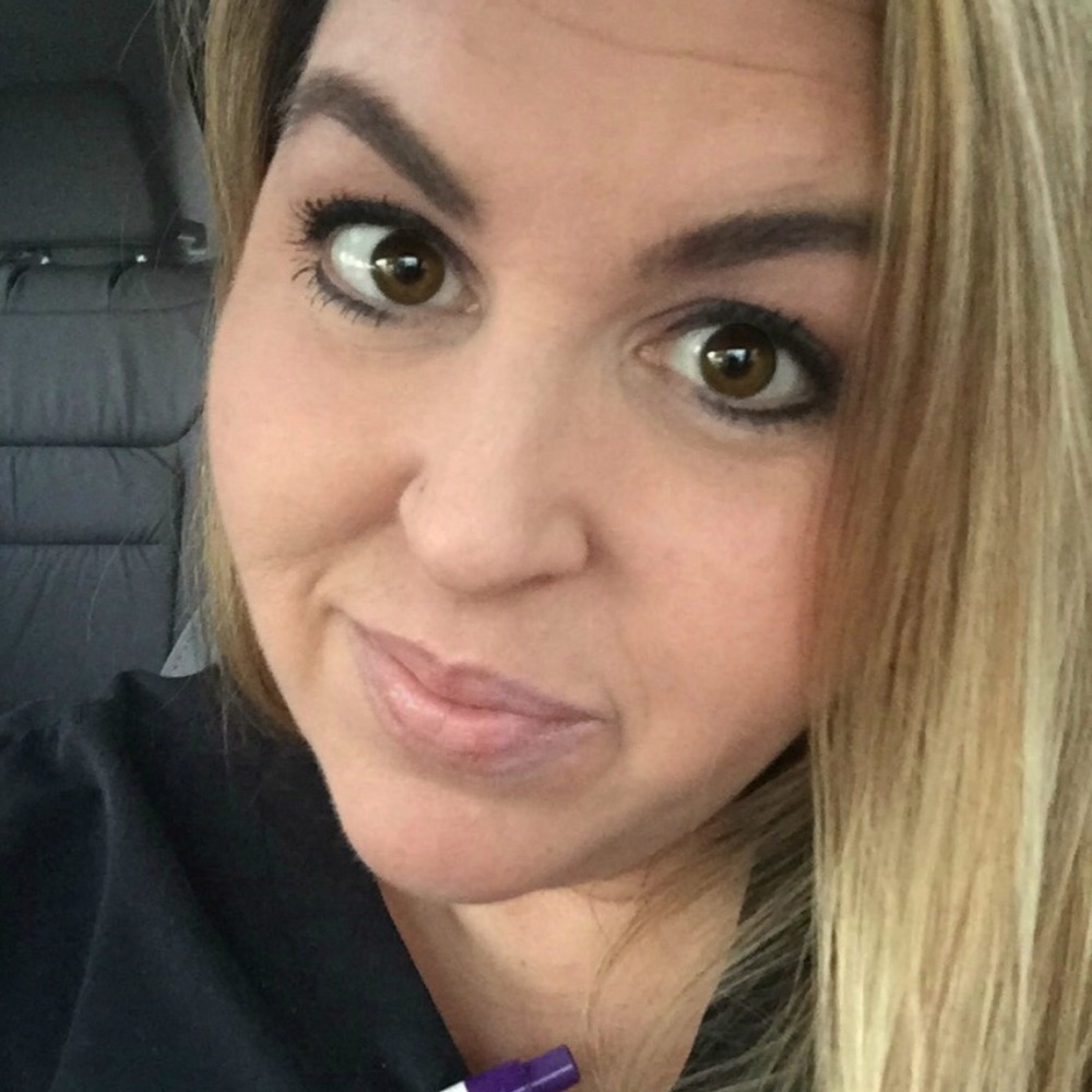 Meet your Posher, Stephanie